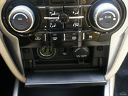 2012款 1.6L MT 尊貴型 國IV 2012款 1.6L MT 尊貴型 國IV