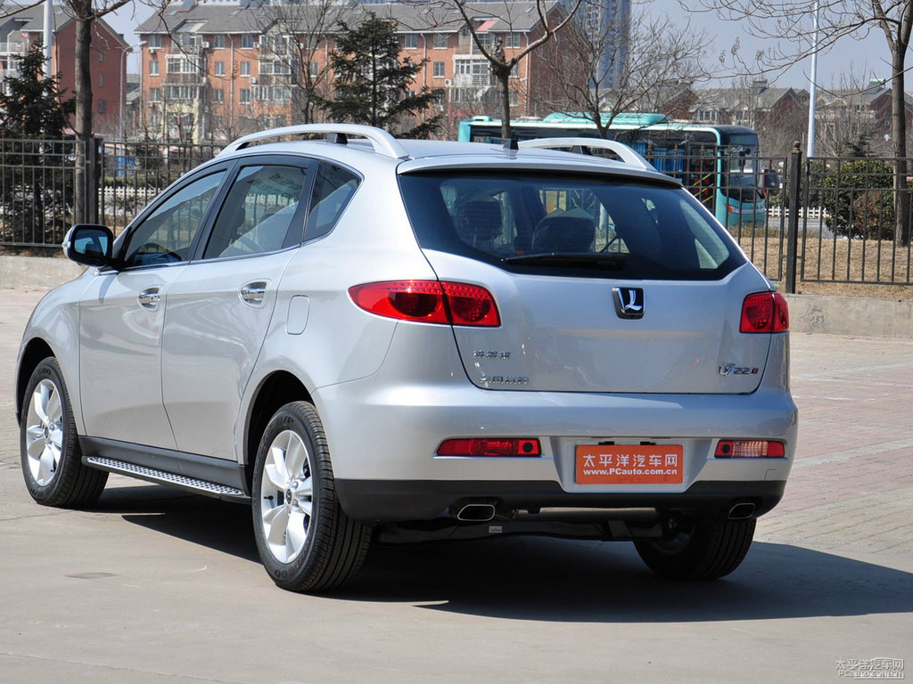 {ǽݴ7 SUV^DƬ