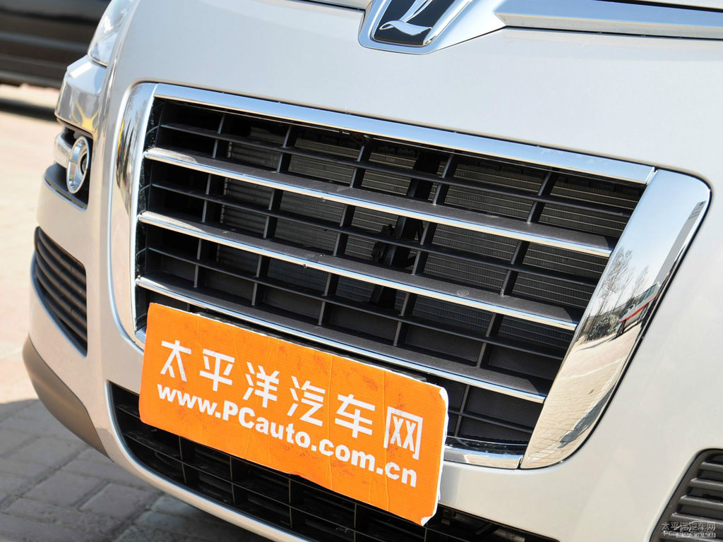 {ǽݴ7 SUV^DƬ