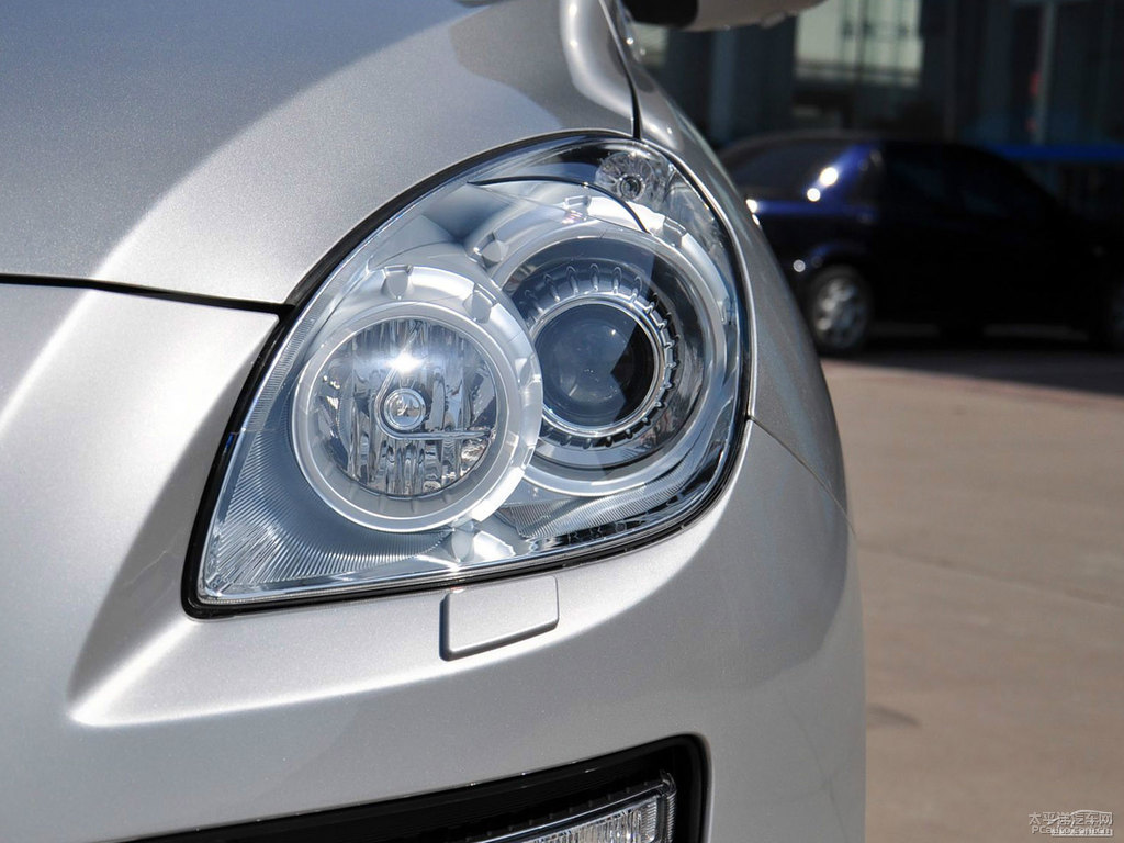 {ǽݴ7 SUV^DƬ