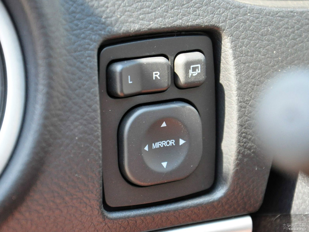 {ǽݴ7 SUV(ni)DƬ