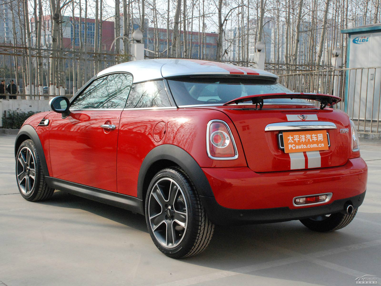MINI COUPE外觀高清大圖