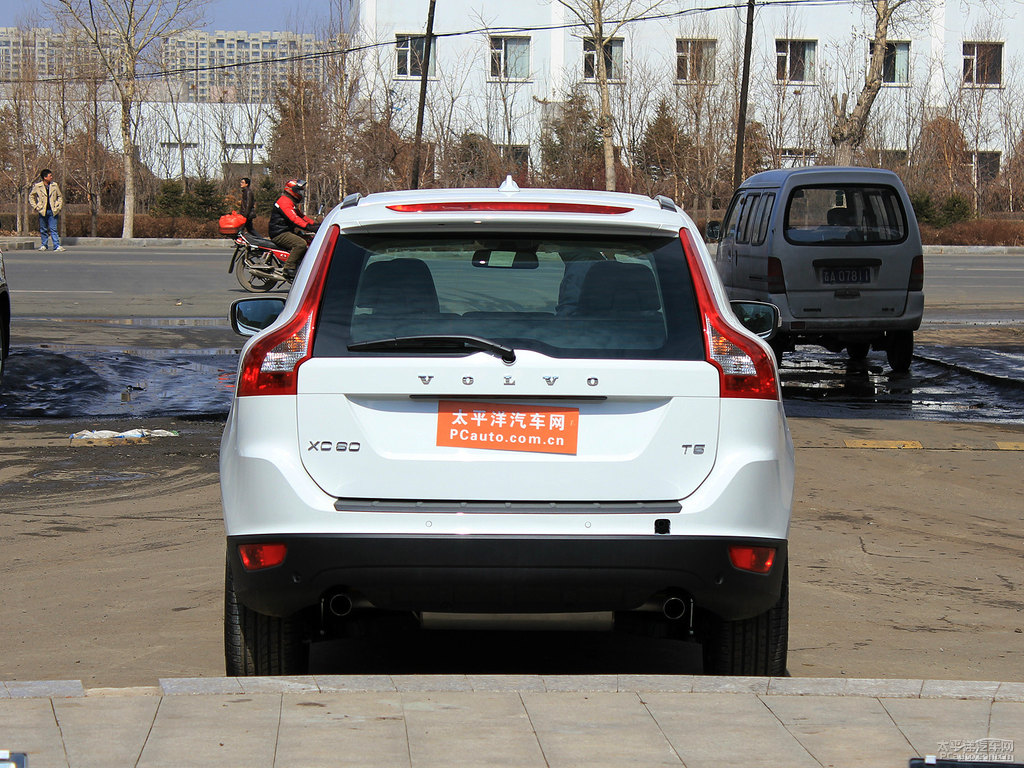 ѩ֠XC60(M)^DƬ