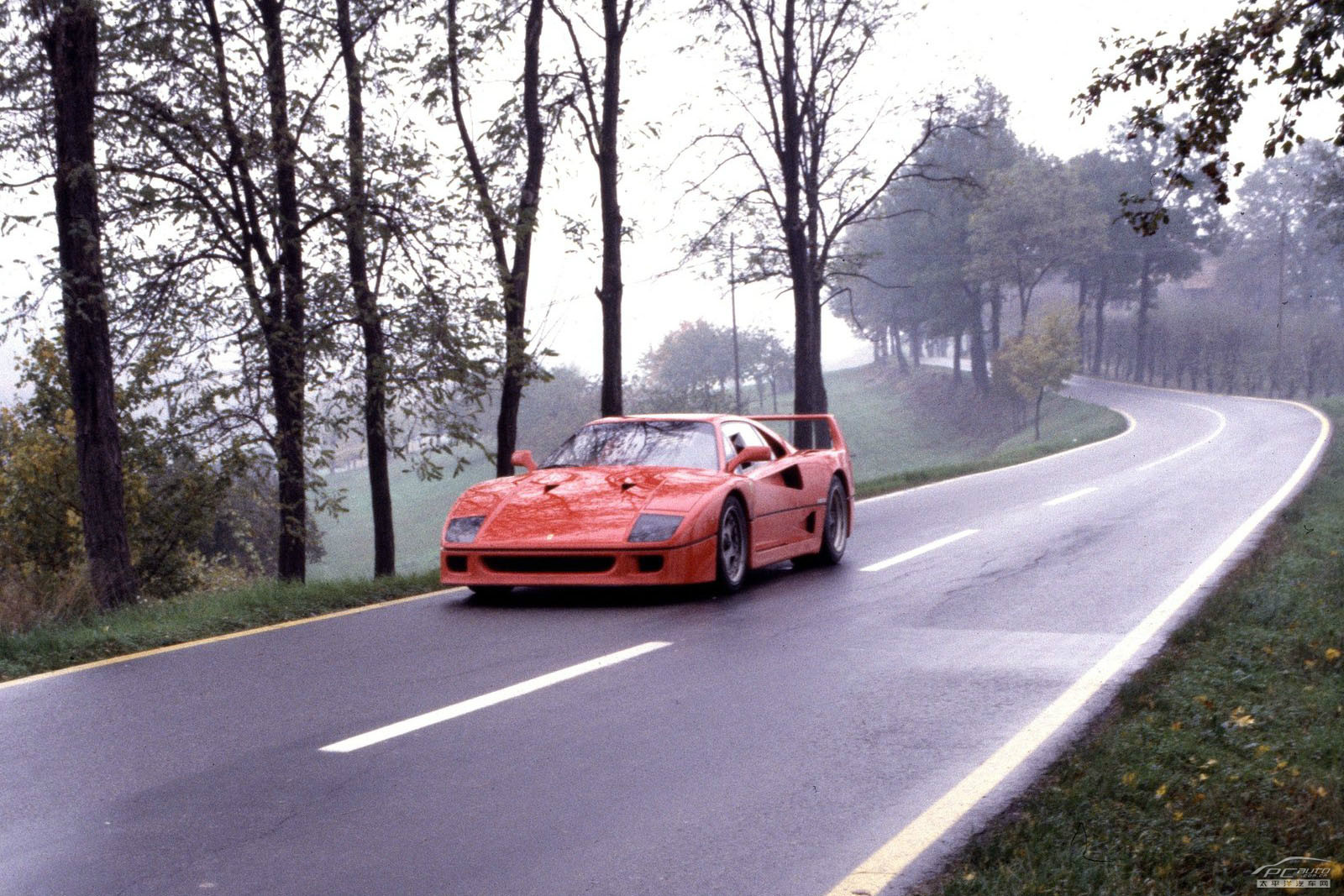 法拉利ENZO圖解高清大圖