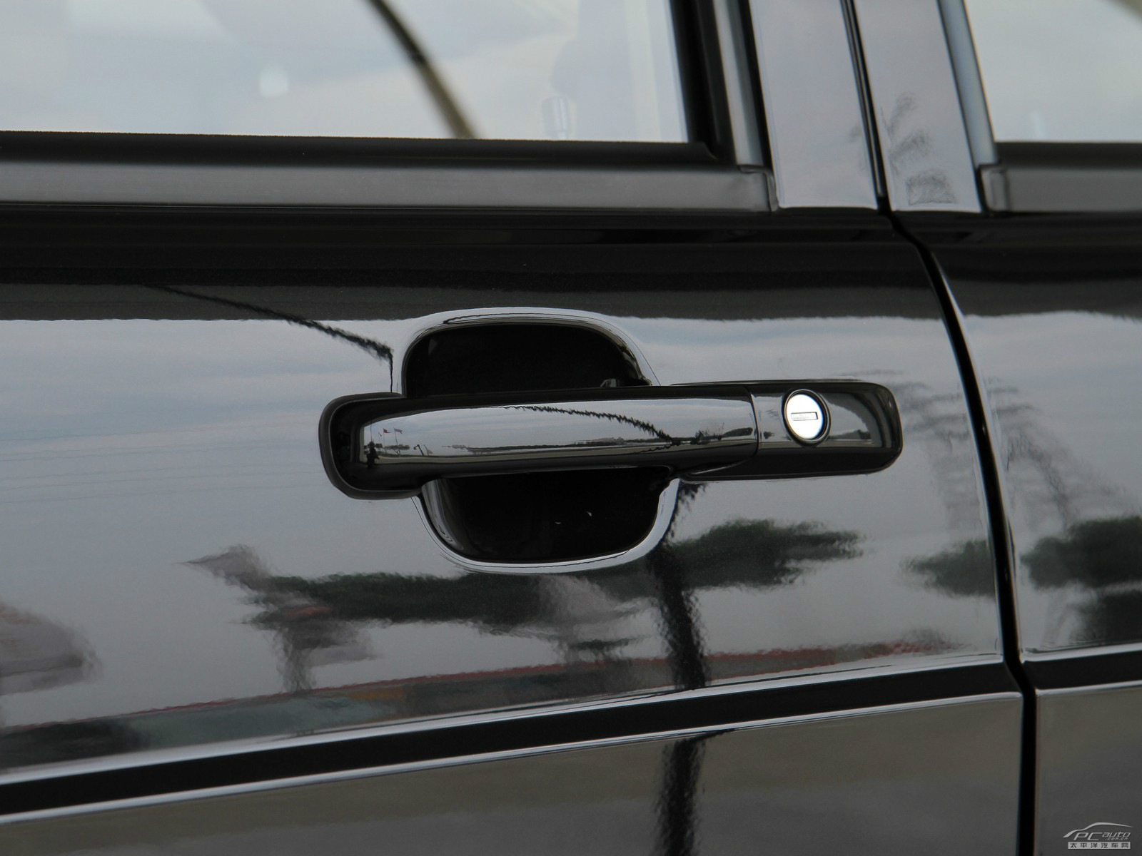 桑塔納志俊外觀高清大圖