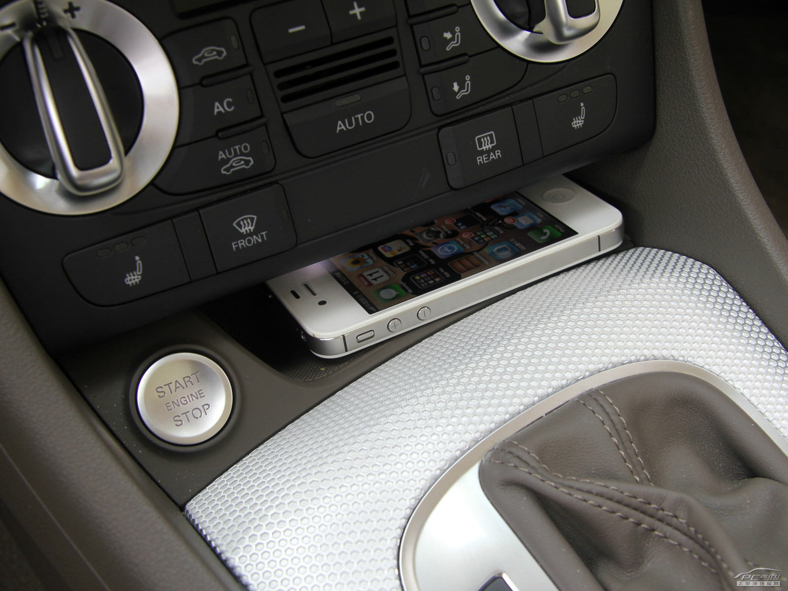 奧迪Q3(進口)空間高清大圖