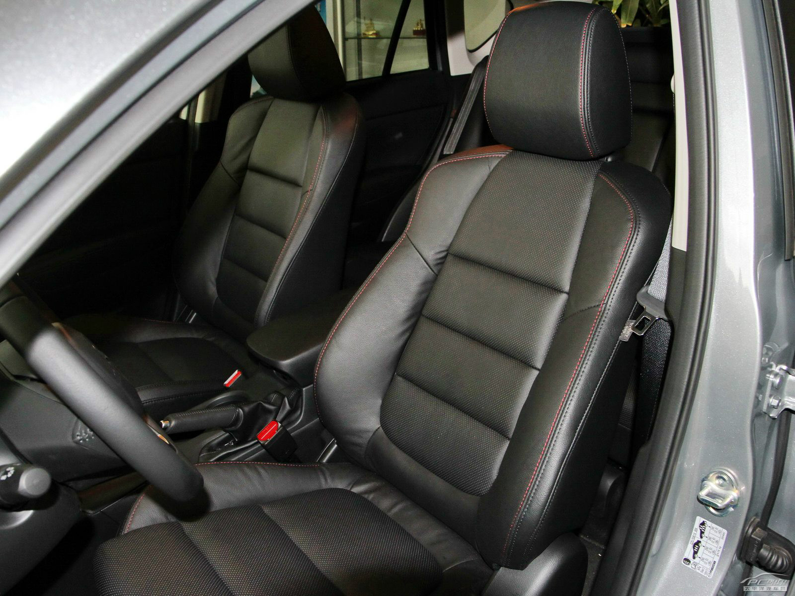 馬自達(dá)CX-5(海外)內(nèi)飾高清大圖