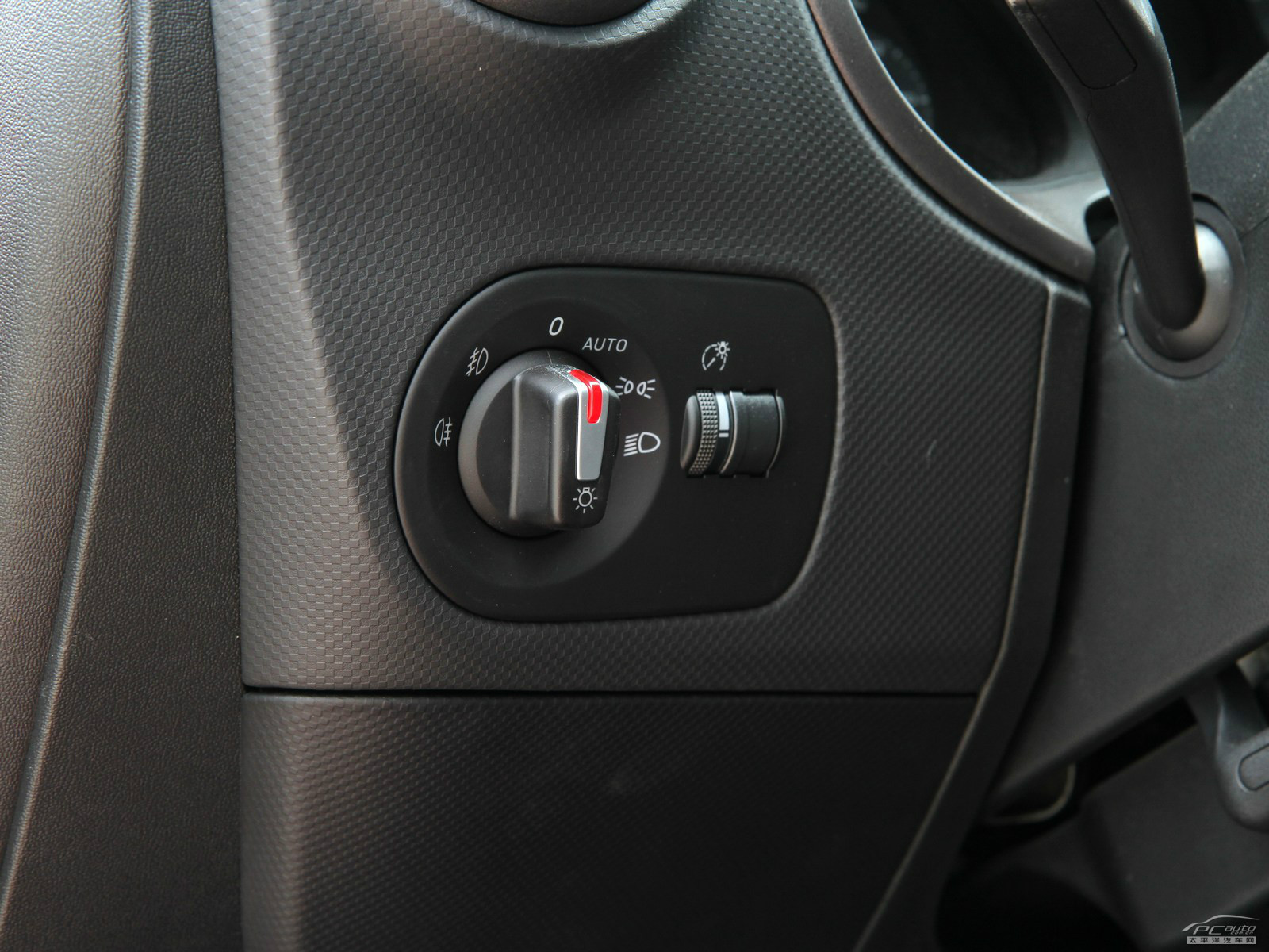 西雅特Leon內(nèi)飾高清大圖