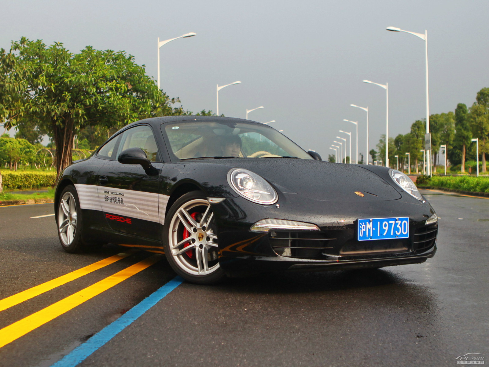 保時(shí)捷911外觀高清大圖