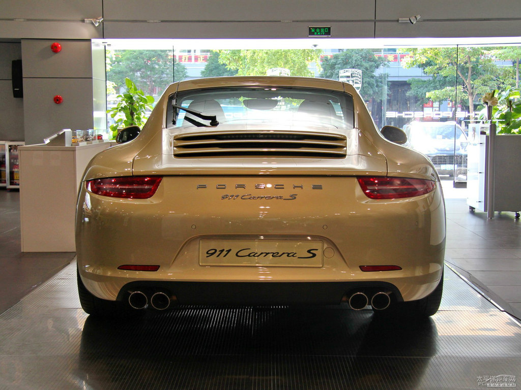 檸檬金保時(shí)捷911整車外觀外觀圖片