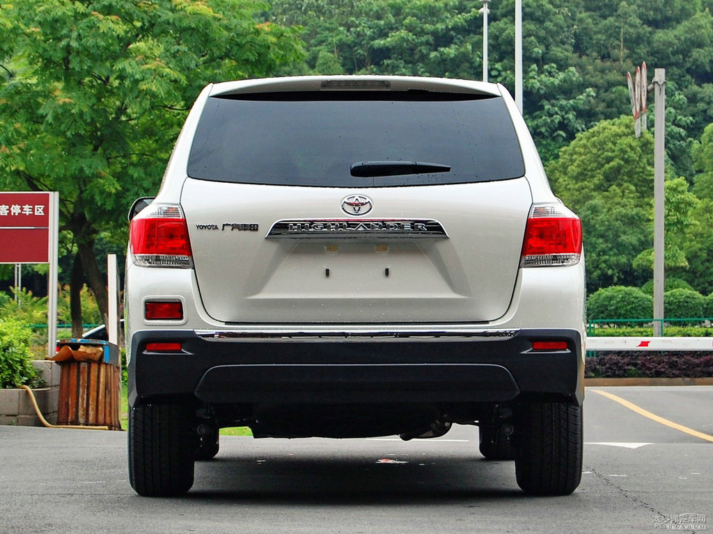 珍珠白漢蘭達(dá)整車(chē)外觀外觀圖片