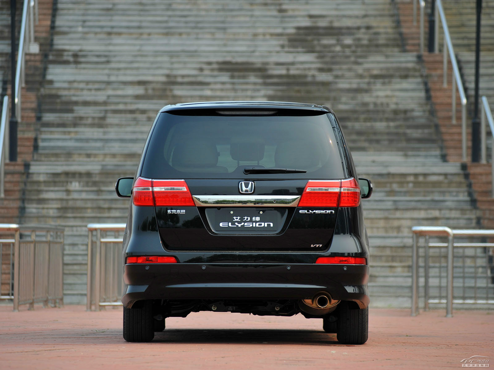 艾力紳外觀高清大圖