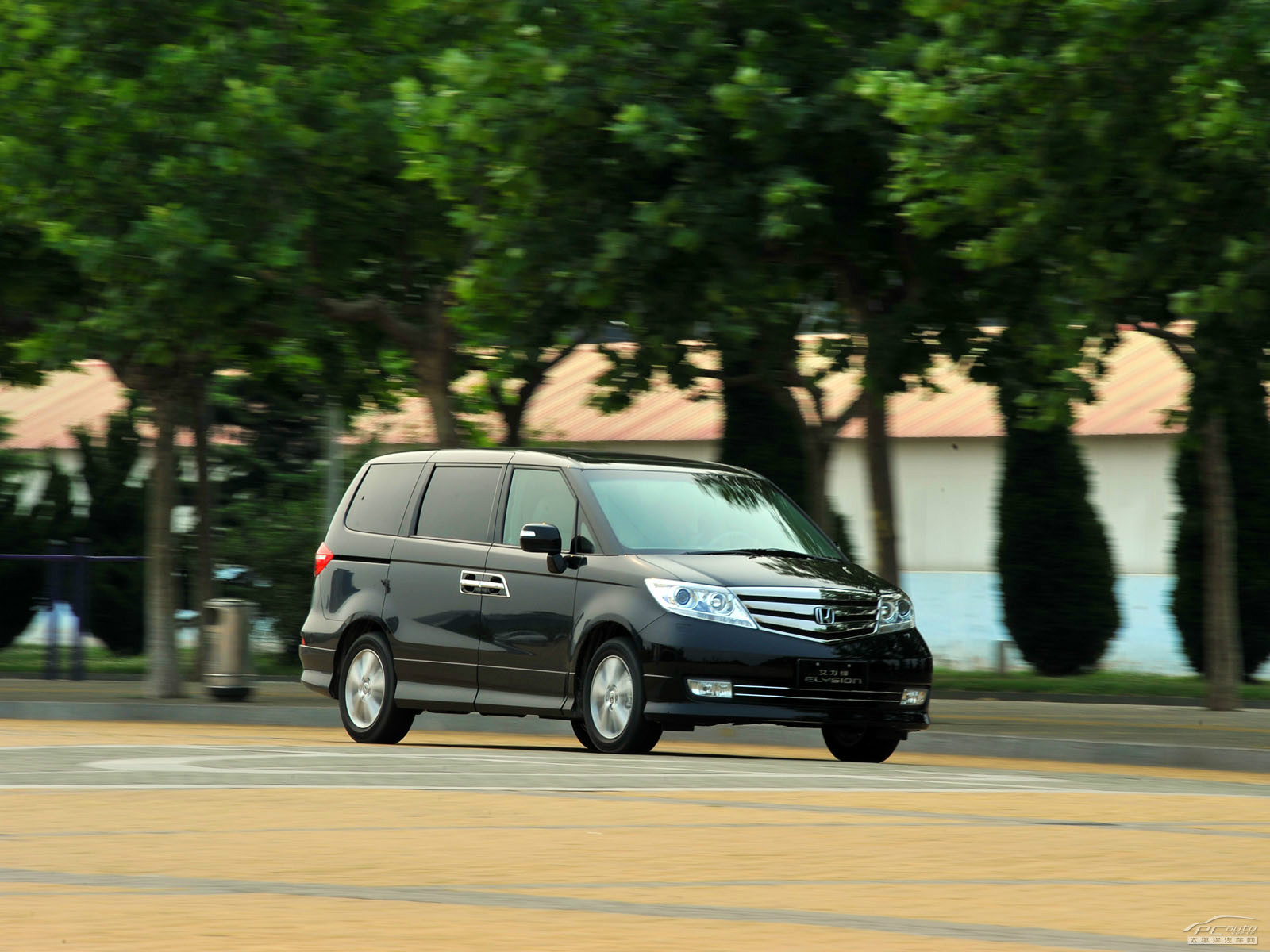 艾力紳外觀高清大圖