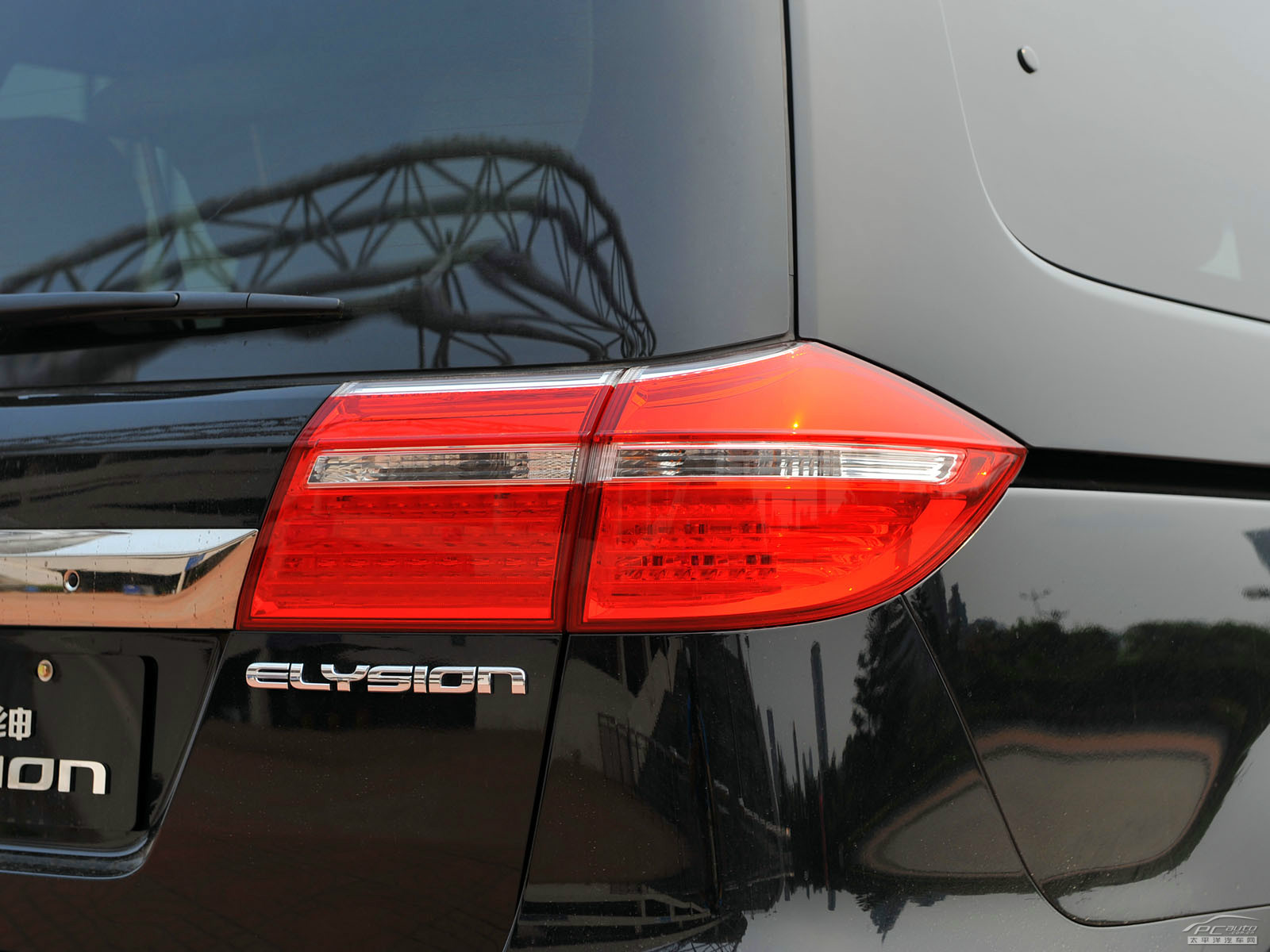 艾力紳外觀高清大圖