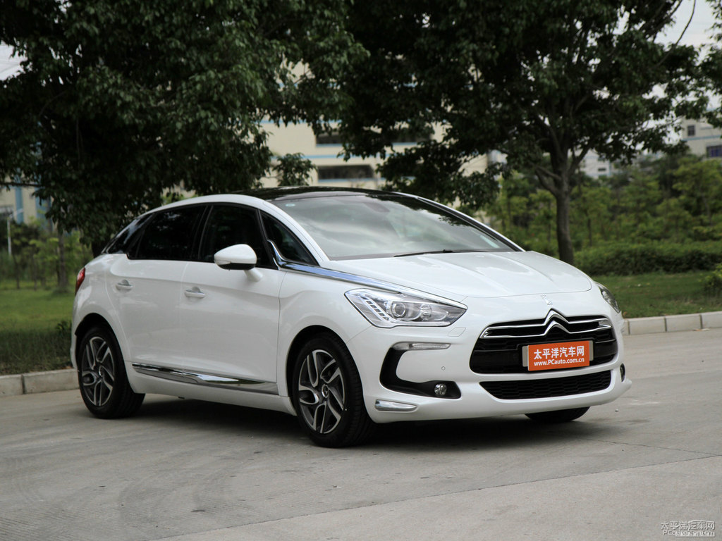 DS 5(M)܇^^DƬ