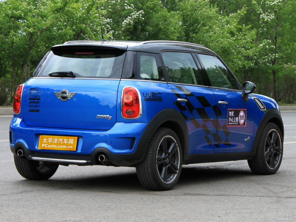 {(ln)ɫMINI COUNTRYMAN܇(ch)^^DƬ