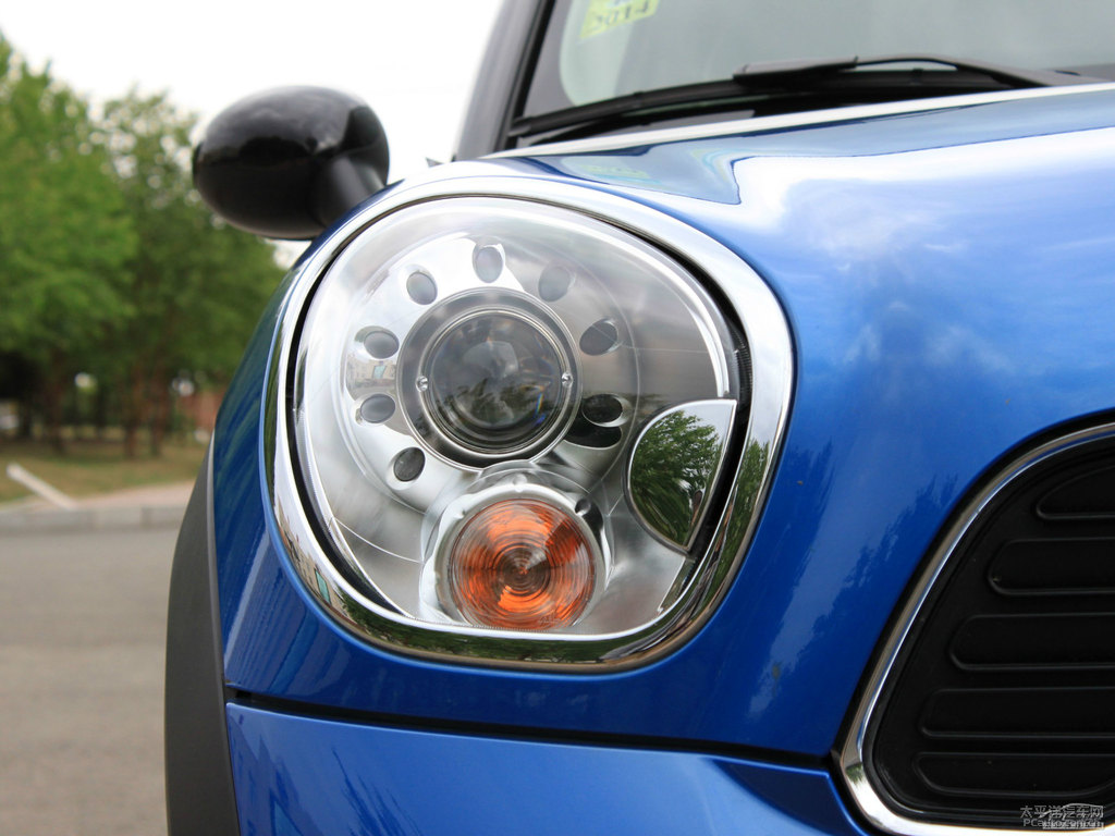 {(ln)ɫMINI COUNTRYMAN܇(ch)^^DƬ