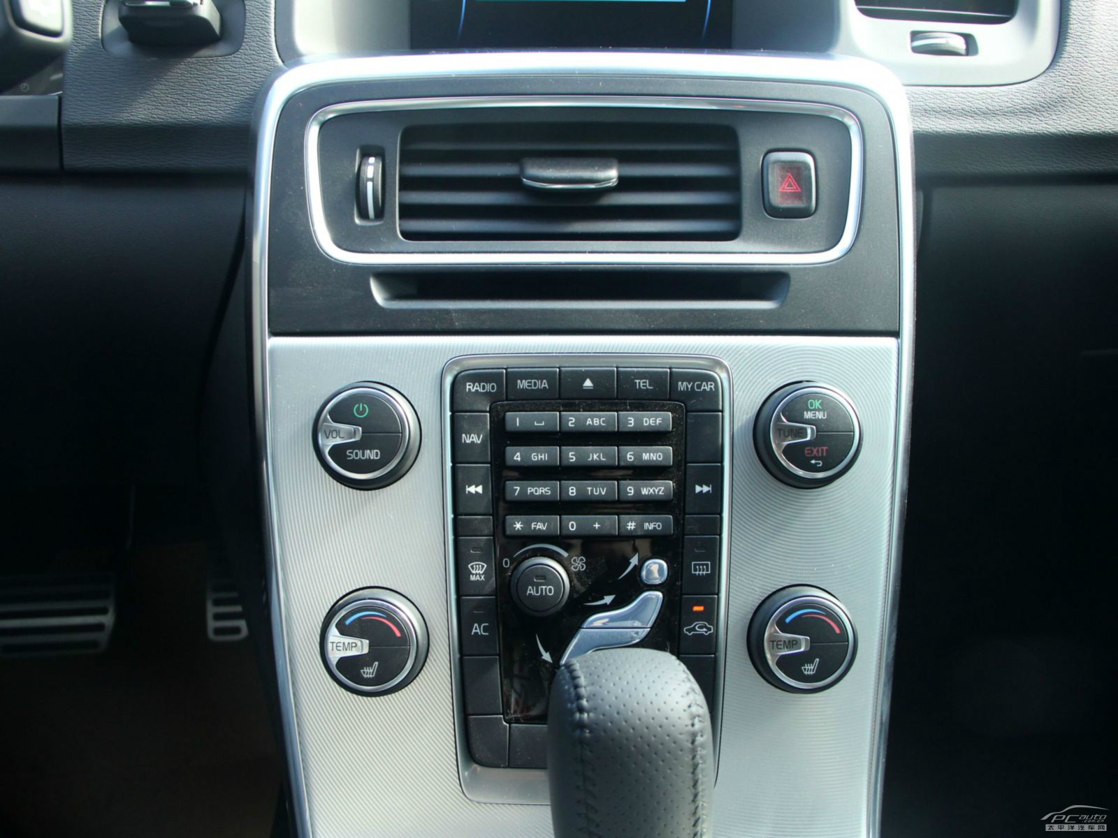 沃爾沃V60內(nèi)飾高清大圖