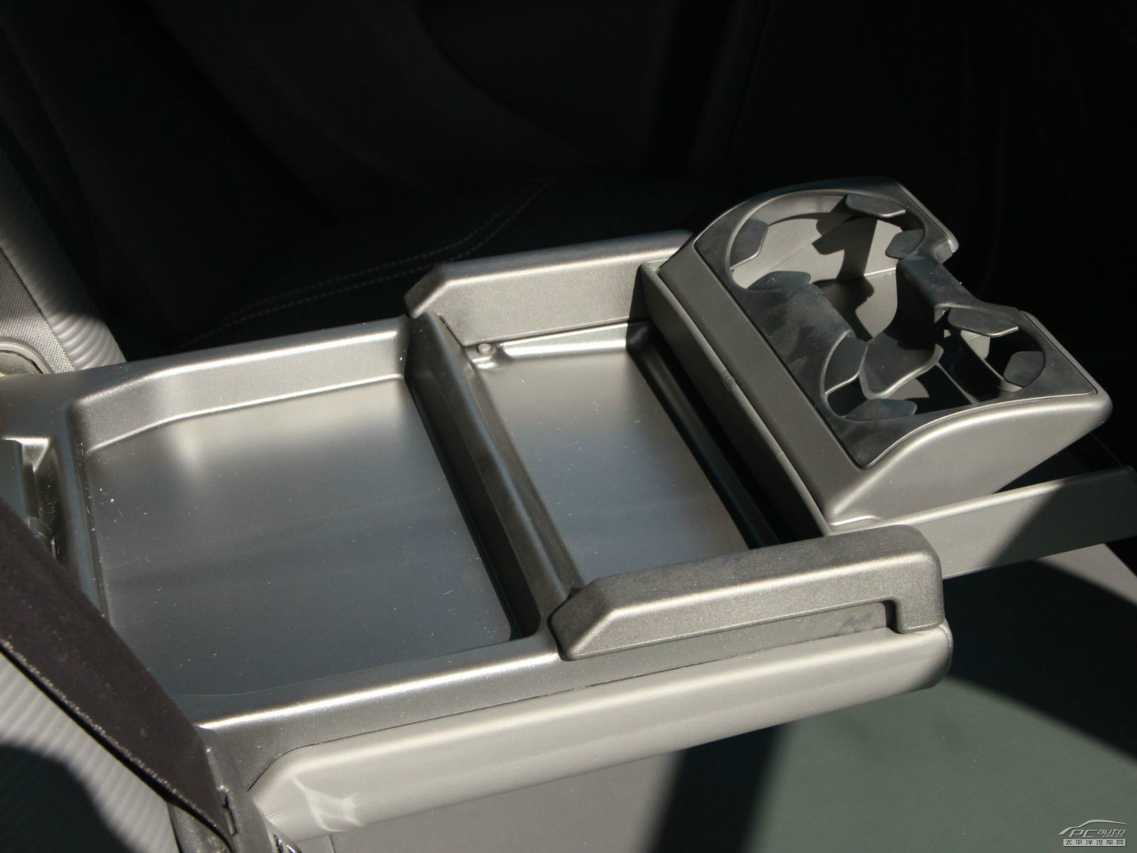 沃爾沃V60內(nèi)飾高清大圖