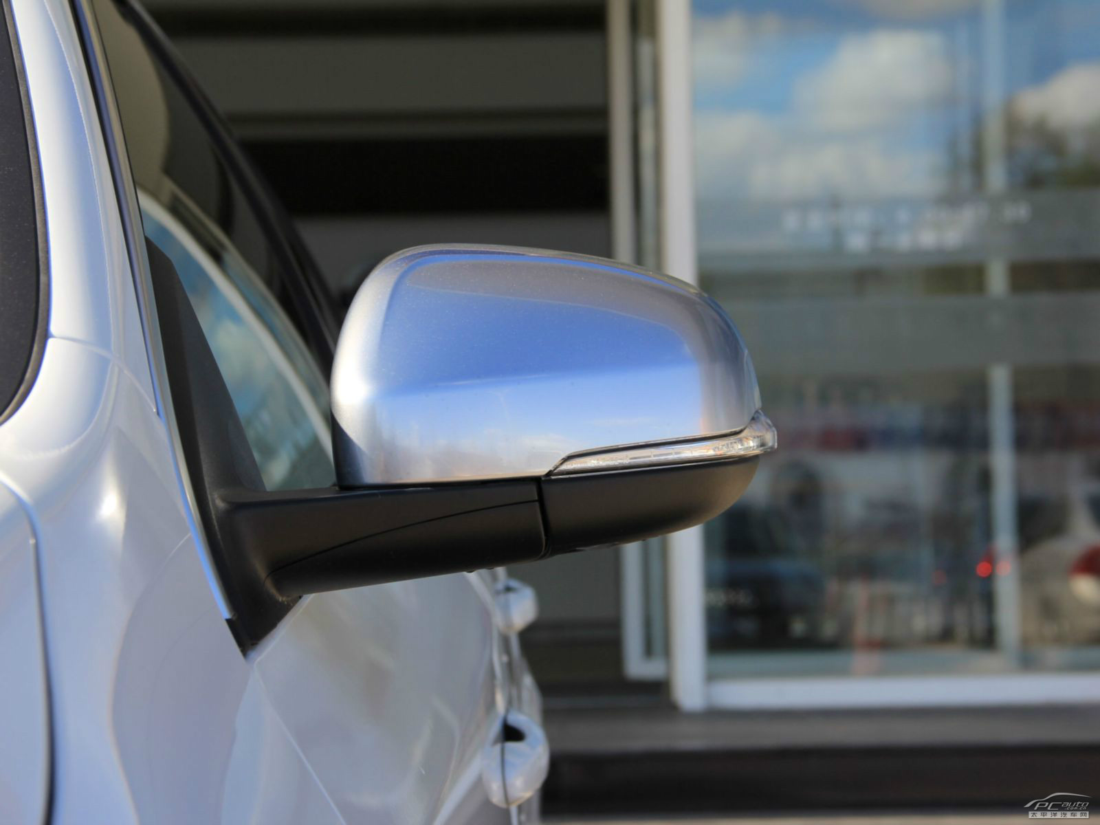 沃爾沃V60外觀高清大圖