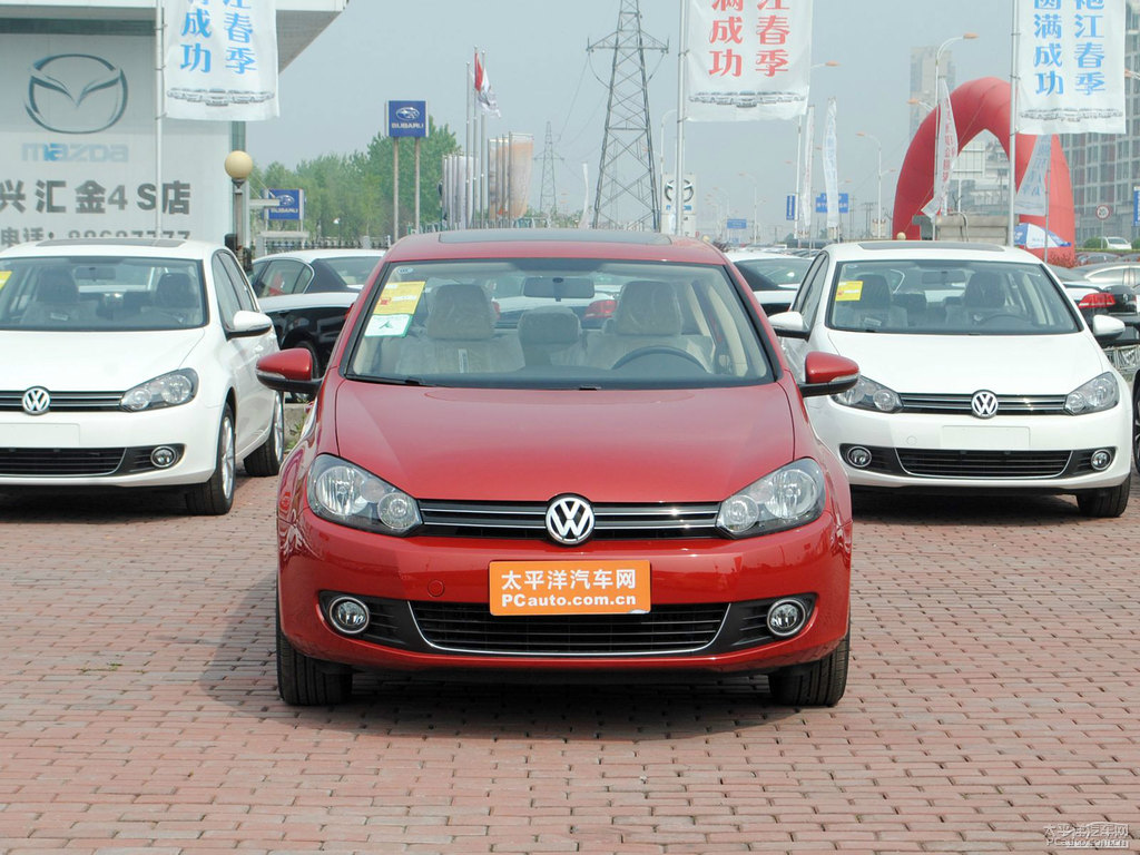 艾瑪紅高爾夫整車外觀外觀圖片