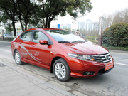 2012款 1.5L AT 旗艦版 2012款 1.5L AT 旗艦版