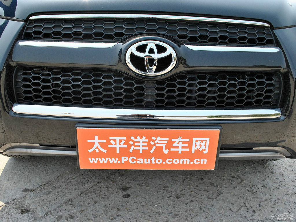 黑云母色RAV4榮放外觀圖片