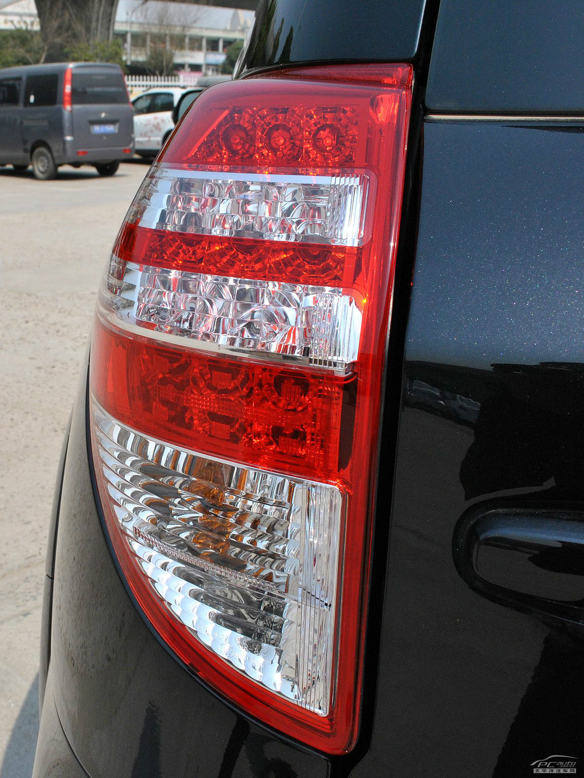 RAV4榮放外觀高清大圖