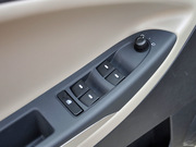 2012款 1.8L 手動 兩驅行政版  2012款 1.8L 手動 兩驅行政版