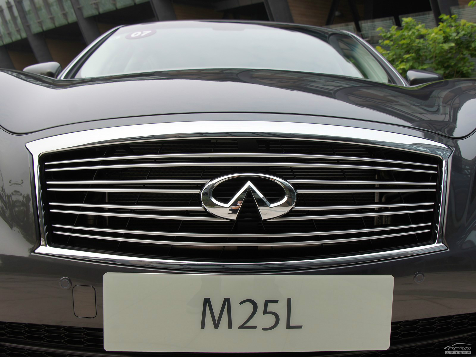 英菲尼迪M外觀高清大圖