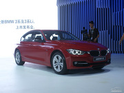 2013款 328i 運(yùn)動(dòng)設(shè)計(jì)套裝 2013款 328i 運(yùn)動(dòng)設(shè)計(jì)套裝