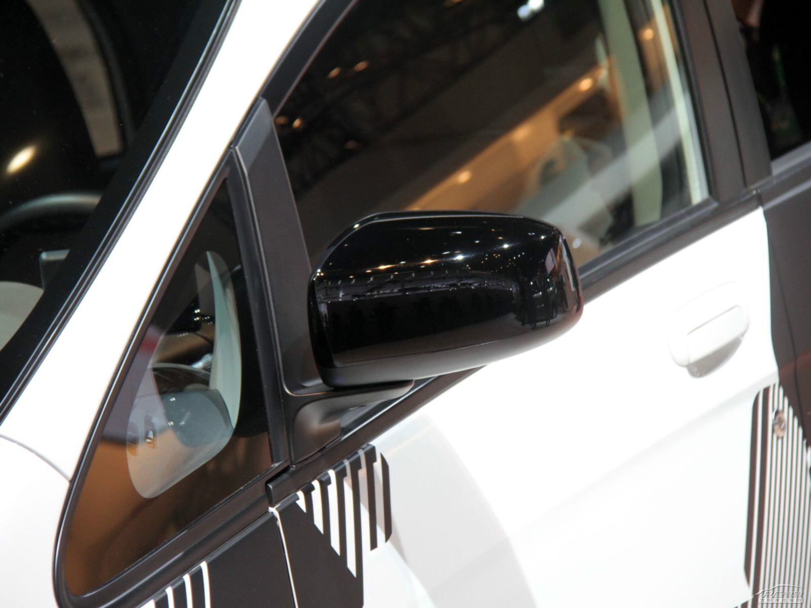 雪鐵龍C-ZERO外觀高清大圖