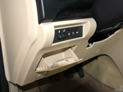 2012款 三廂 1.6L 手動(dòng)旗艦版 2012款 三廂 1.6L 手動(dòng)旗艦版