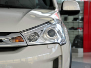 2012款 2.0L 四驅(qū)豪華版 2012款 2.0L 四驅(qū)豪華版