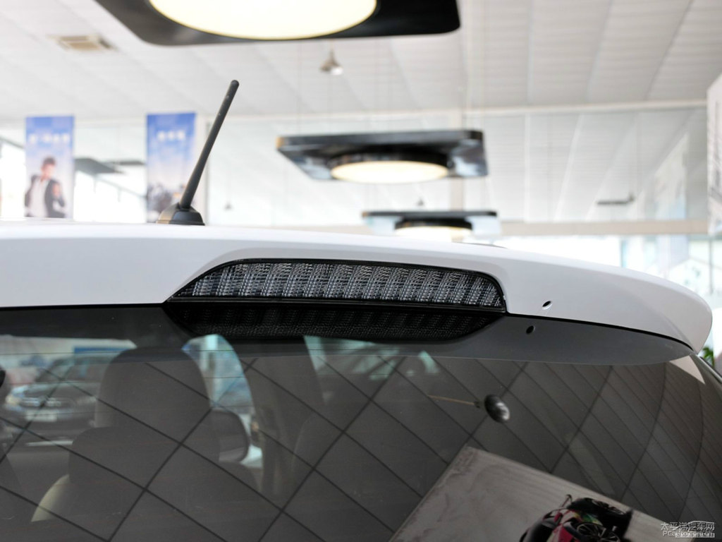 ѩFC4 AIRCROSS(M)^DƬ