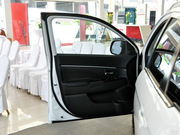 2012款 2.0L 四驅(qū)豪華版 2012款 2.0L 四驅(qū)豪華版