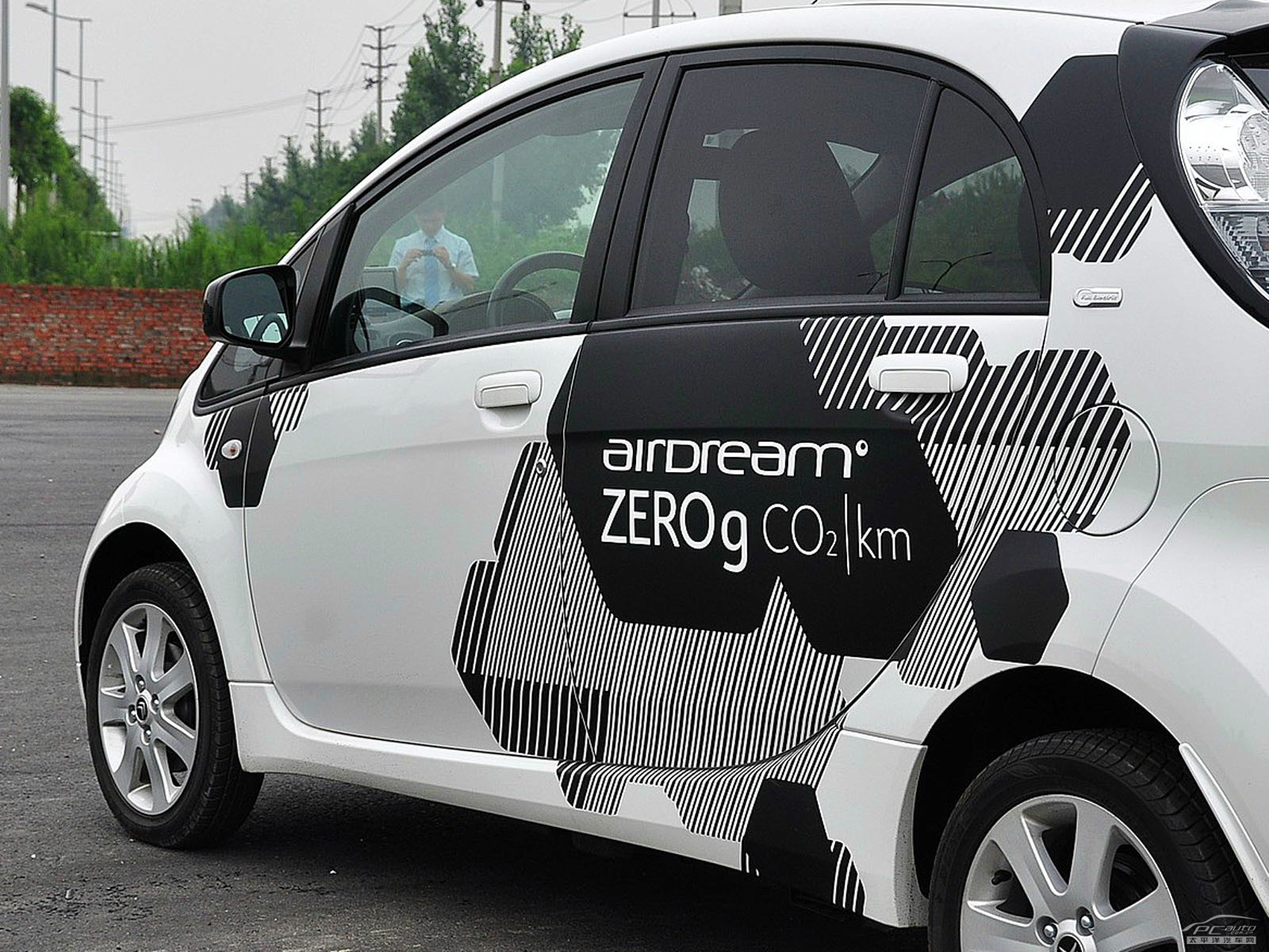 雪鐵龍C-ZERO外觀高清大圖