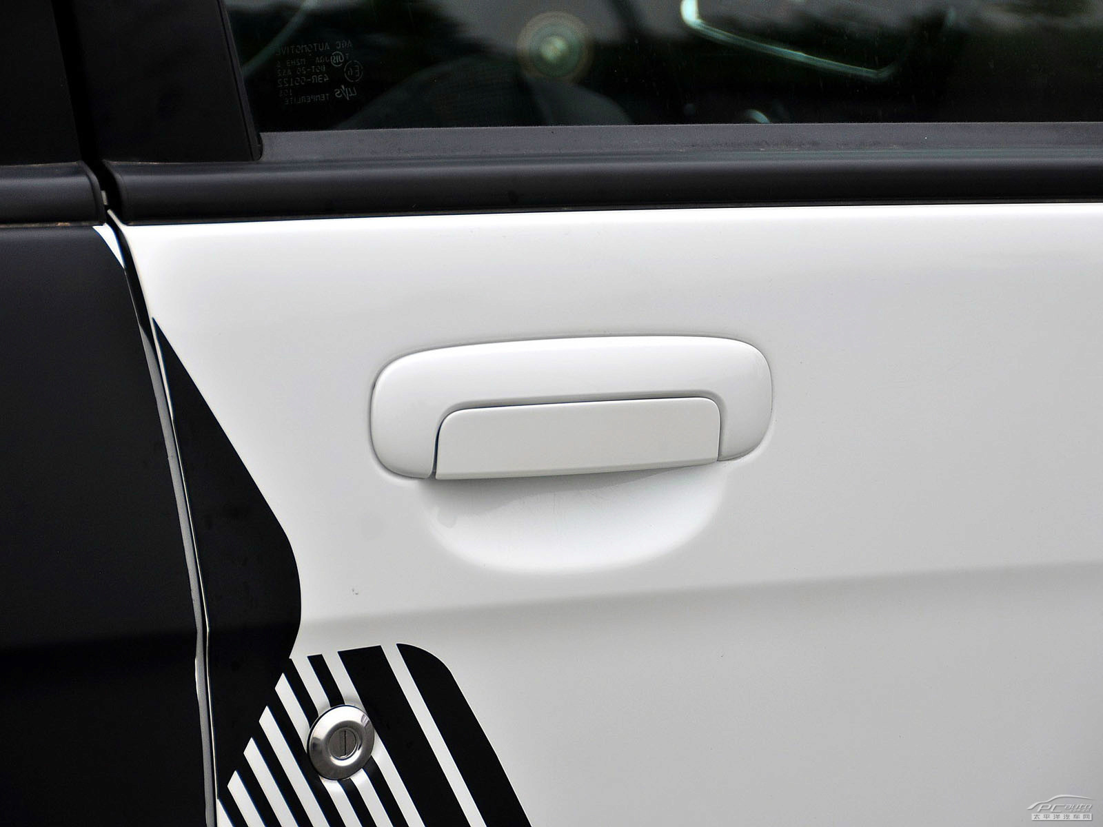 雪鐵龍C-ZERO外觀高清大圖