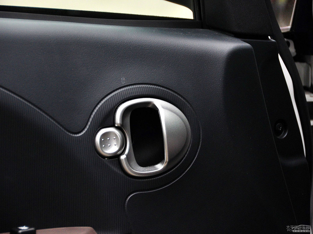 ѩFC-ZERO܇(ni)DƬ