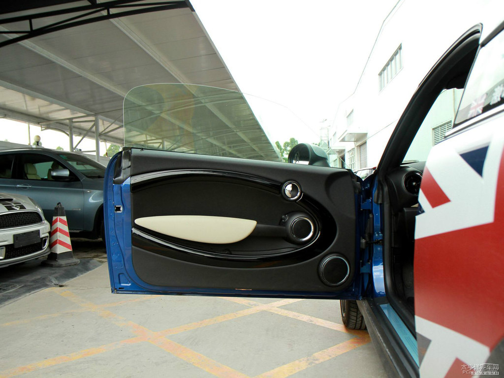 W{MINI COUPE܇DƬ