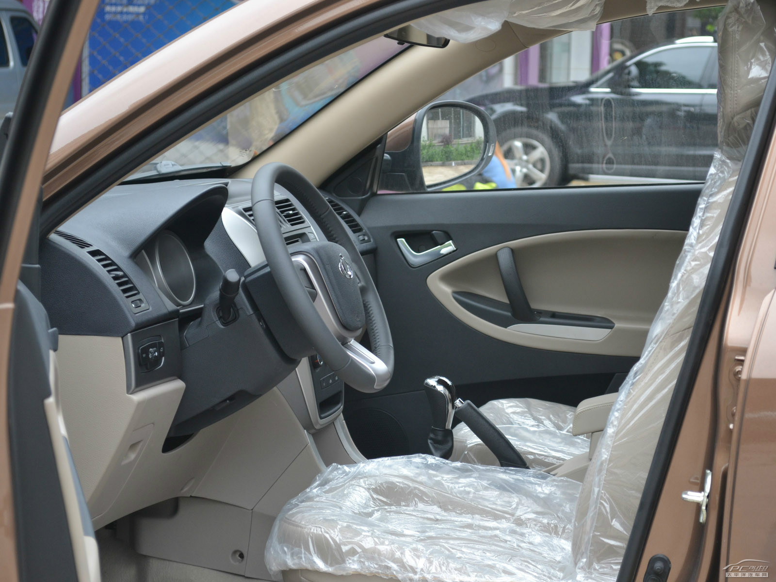 吉利GX7內飾高清大圖