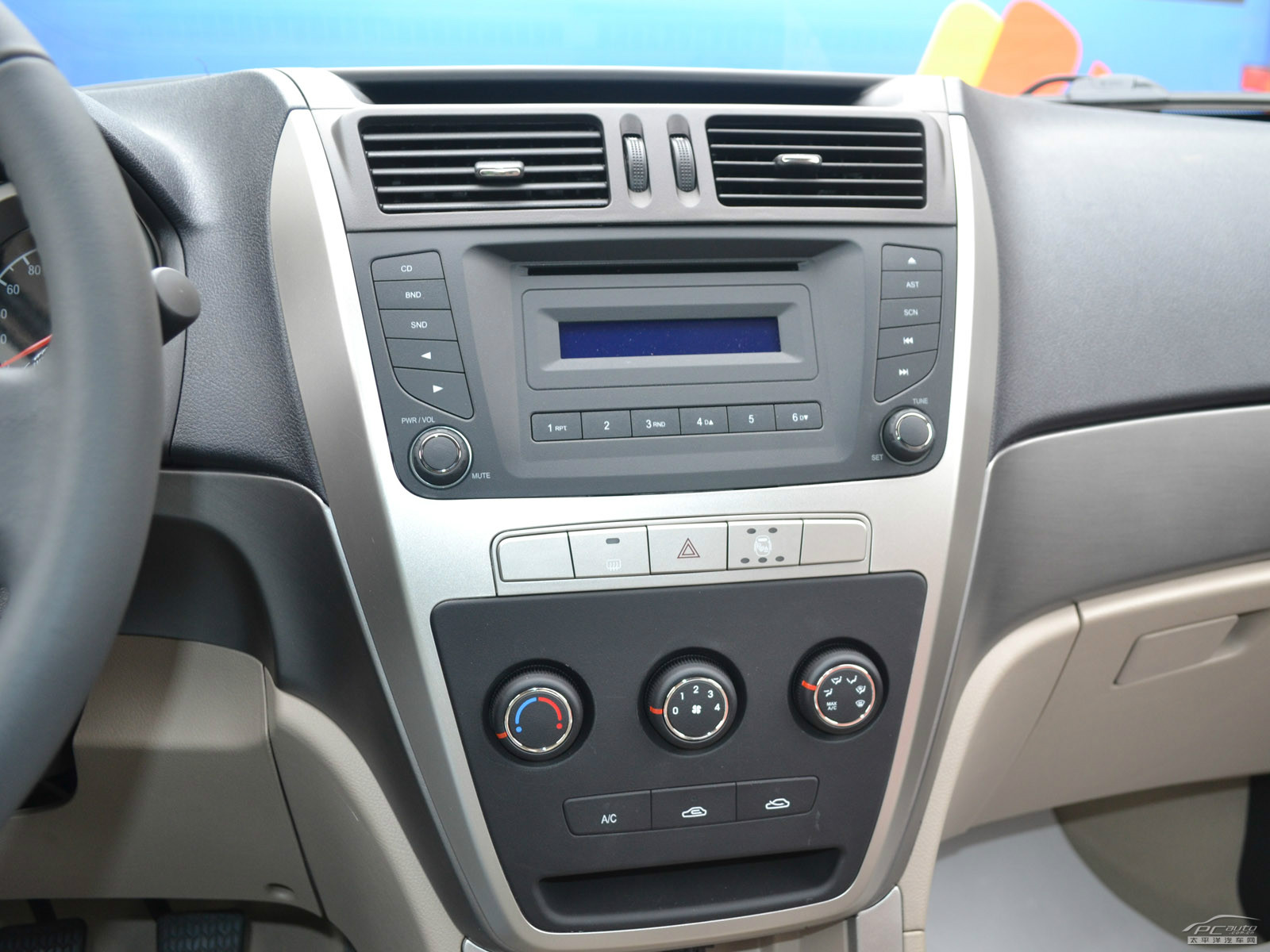 吉利GX7內(nèi)飾高清大圖