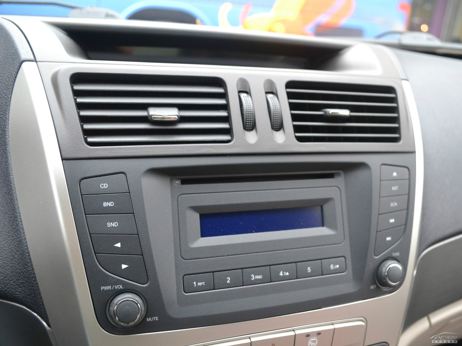 吉利GX7內(nèi)飾高清大圖