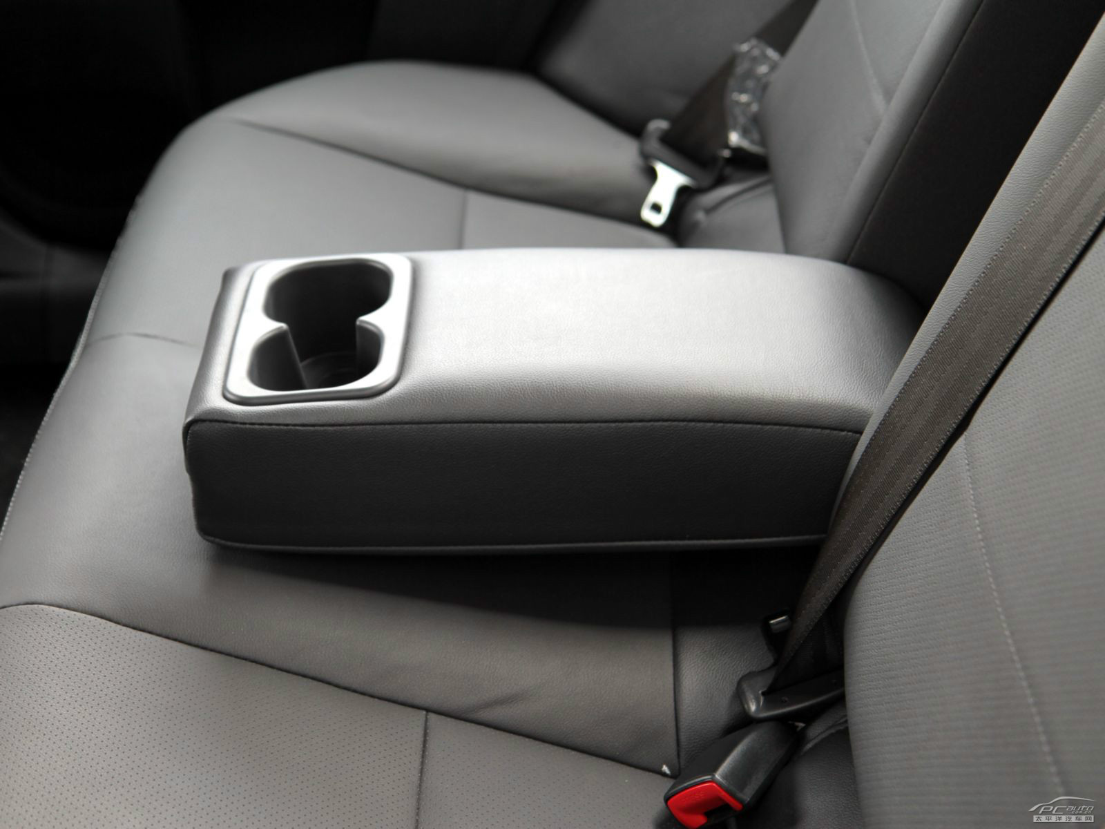 翼神內(nèi)飾高清大圖