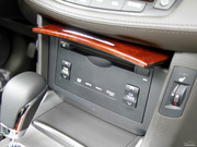 2012款 3.0L Royal Saloon 2012款 3.0L Royal Saloon