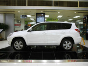 2011款 2.0L AT 四驅(qū)版 2011款 2.0L AT 四驅(qū)版