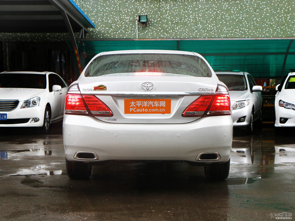 水晶銀皇冠整車外觀外觀圖片
