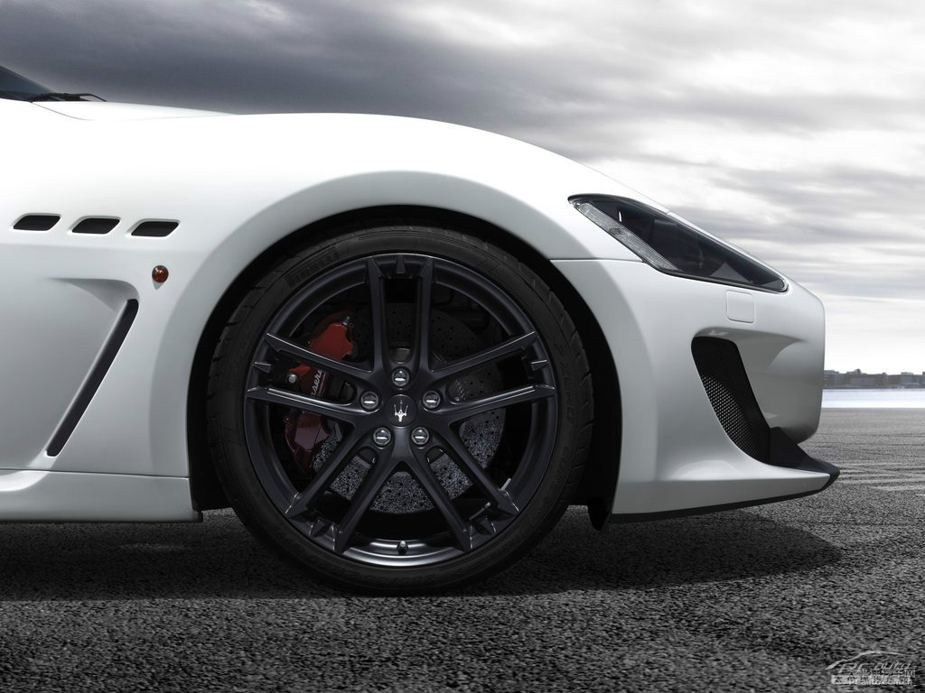 ɫɯGranTurismo܇^DƬ