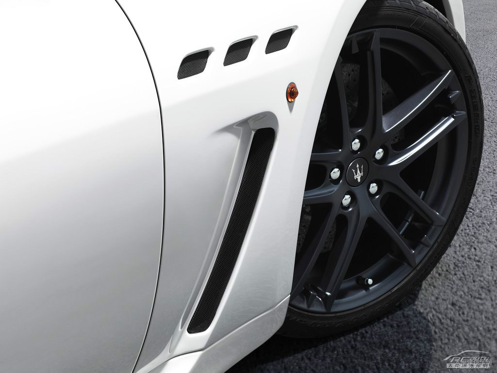 ɫɯGranTurismo܇(ch)^DƬ