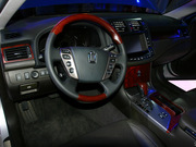 2012款 3.0L Royal Saloon 2012款 3.0L Royal Saloon